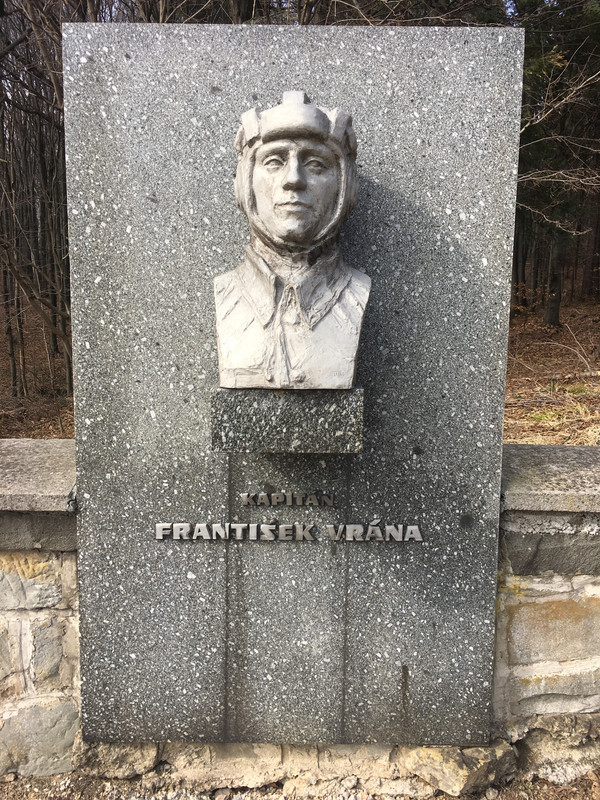 4B16F1E0-45D3-4B29-A1CF-03EF7DF4314B