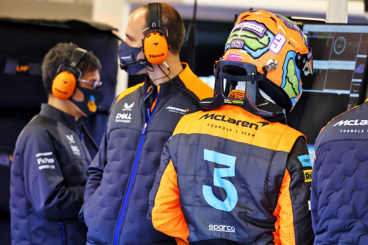 [Imagen: f1-test-barcellona-day-2-gallery-fotografica-47.jpg]