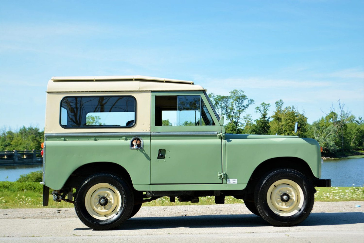 land-rover-santana-13