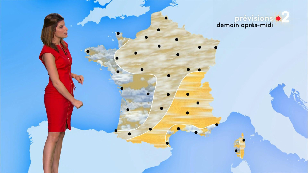 Chloé Nabédian 261218.mp4_snapshot_01.12_[2018.12.26_20.05.51]