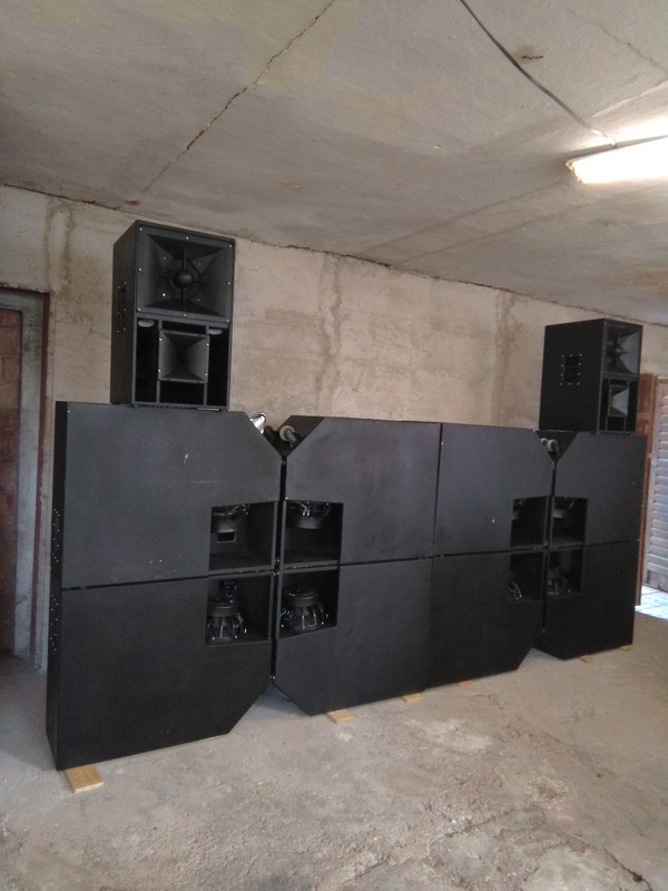 D5E6C1D8-07B6-42B9-AF89-FF2497E7DB9C