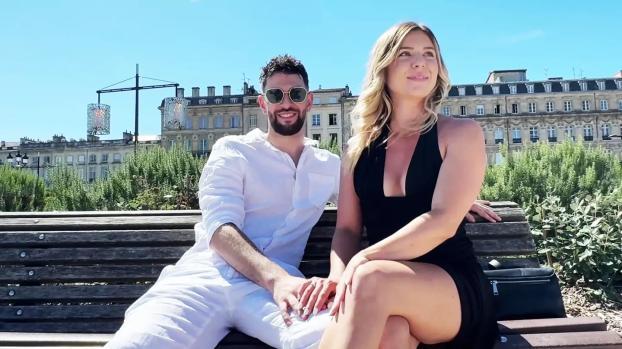 JacquieEtMichelTV – Ambre, Cataleya – Exhibitionism galore in Bordeaux with Ambre and Cataleya!