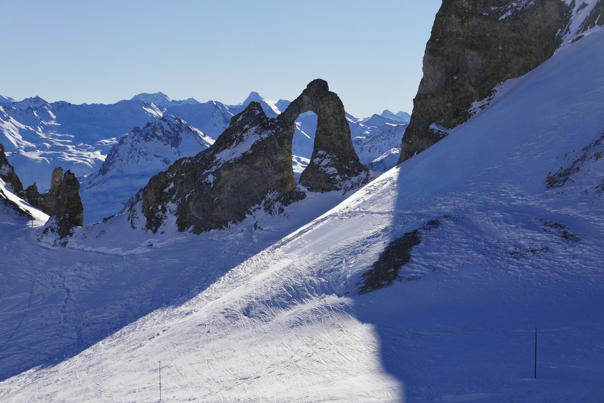 Aiguille percée 4