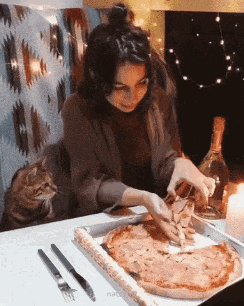 cat-lady-pizza.gif
