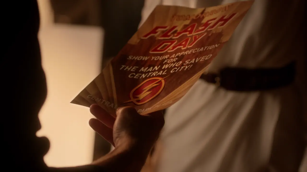 The.Flash.S02E01.L.uomo.che.ha.salvato.Central.City.1080p.BDRip.ITA.ENG.AC3.FLAC.x264-BlackBit[scree
