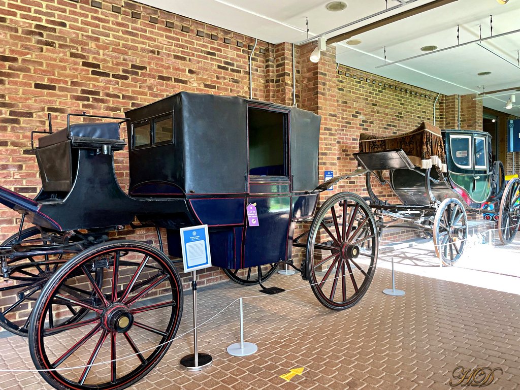 Carriage-1.jpg