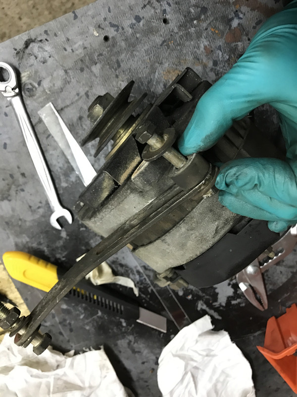 Restauration 4L (1225)