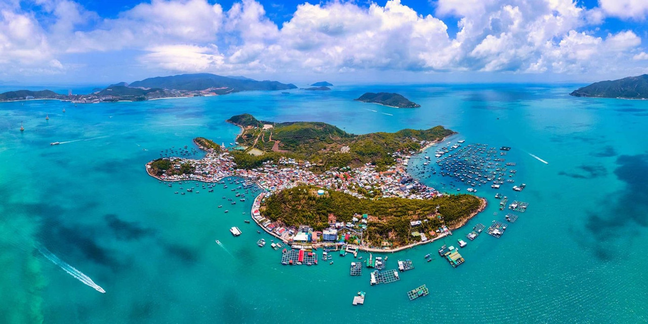 Tour 3 đảo Deluxe - Làng Chài