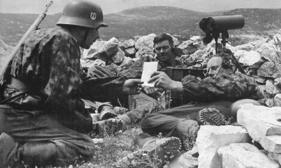 Centinelas del Batallón SS de Reconocimiento de la 7ª División SS de Montaña Prinz Eugen