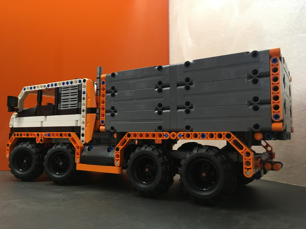 C4C65C6A-F35A-4FB2-9405-042CAC06030E