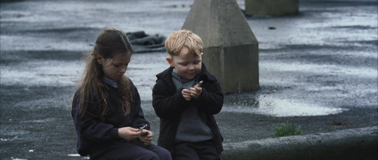 Veronica Guerin (2003) (1080p AMZN WEB-DL x265 Silence)-1