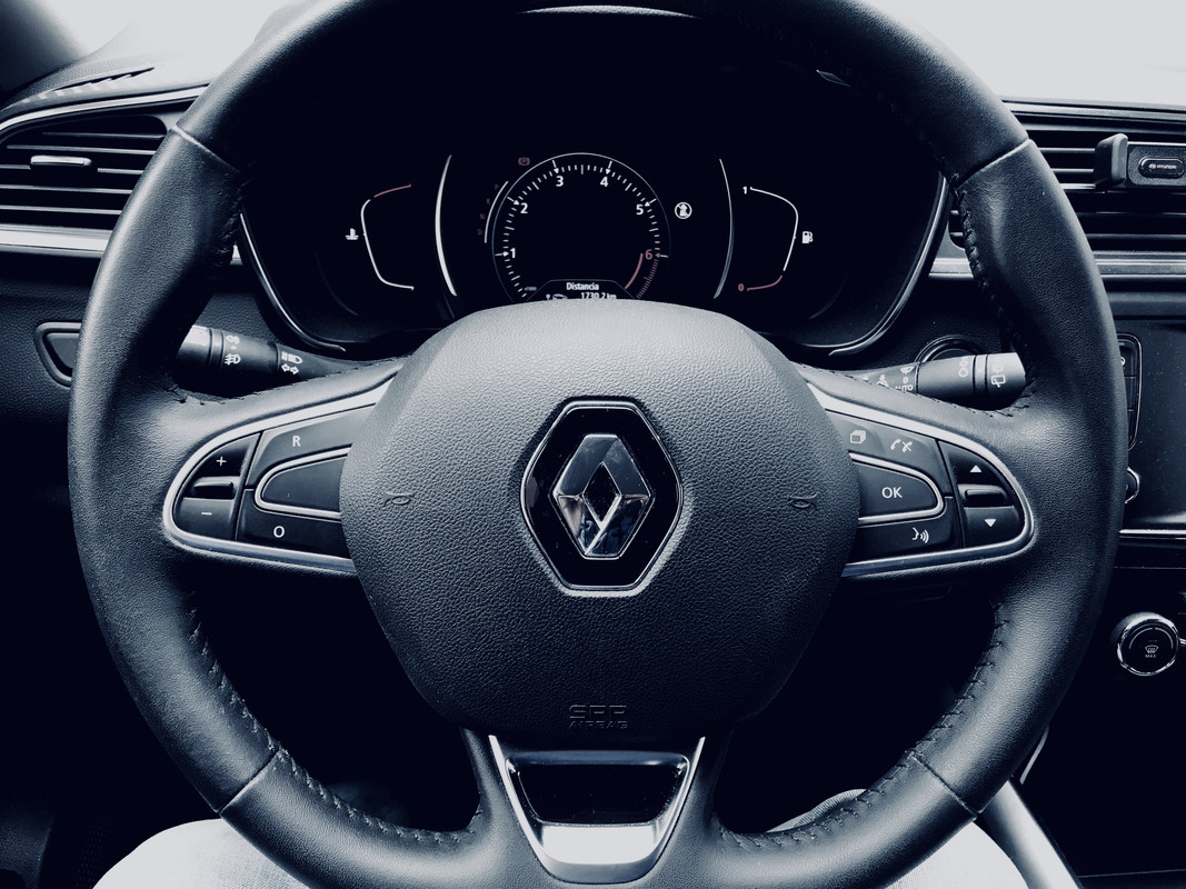 CF75B1E3-299D-43FB-B679-C4D1B798A233