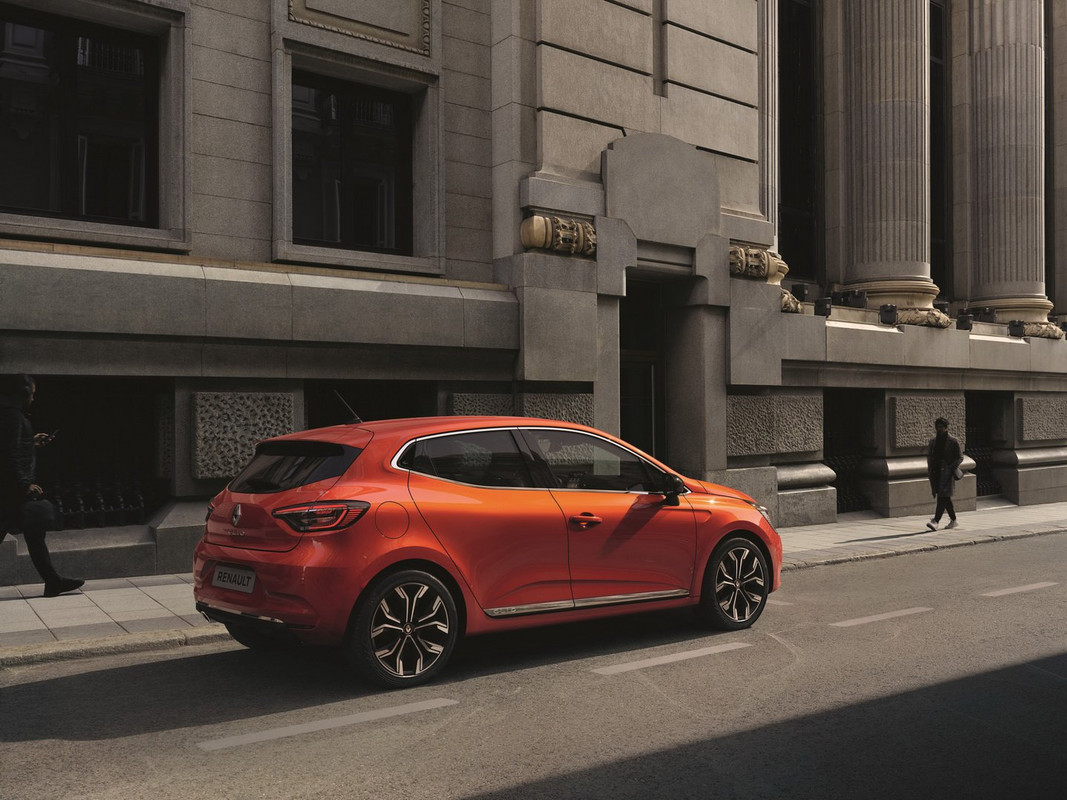 2019 Renault Clio (16)