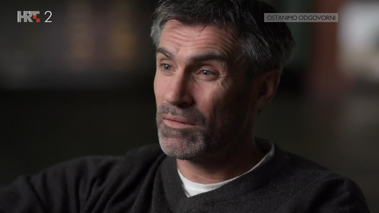 Nogometna groznica uspon Premier lige S01 2021 1080p HDTV x264 ExYuSubs