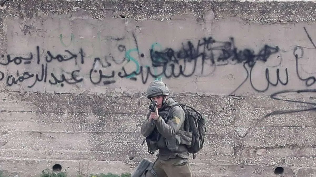 Otra víctima inocente: niño palestino muere por disparos israelíes