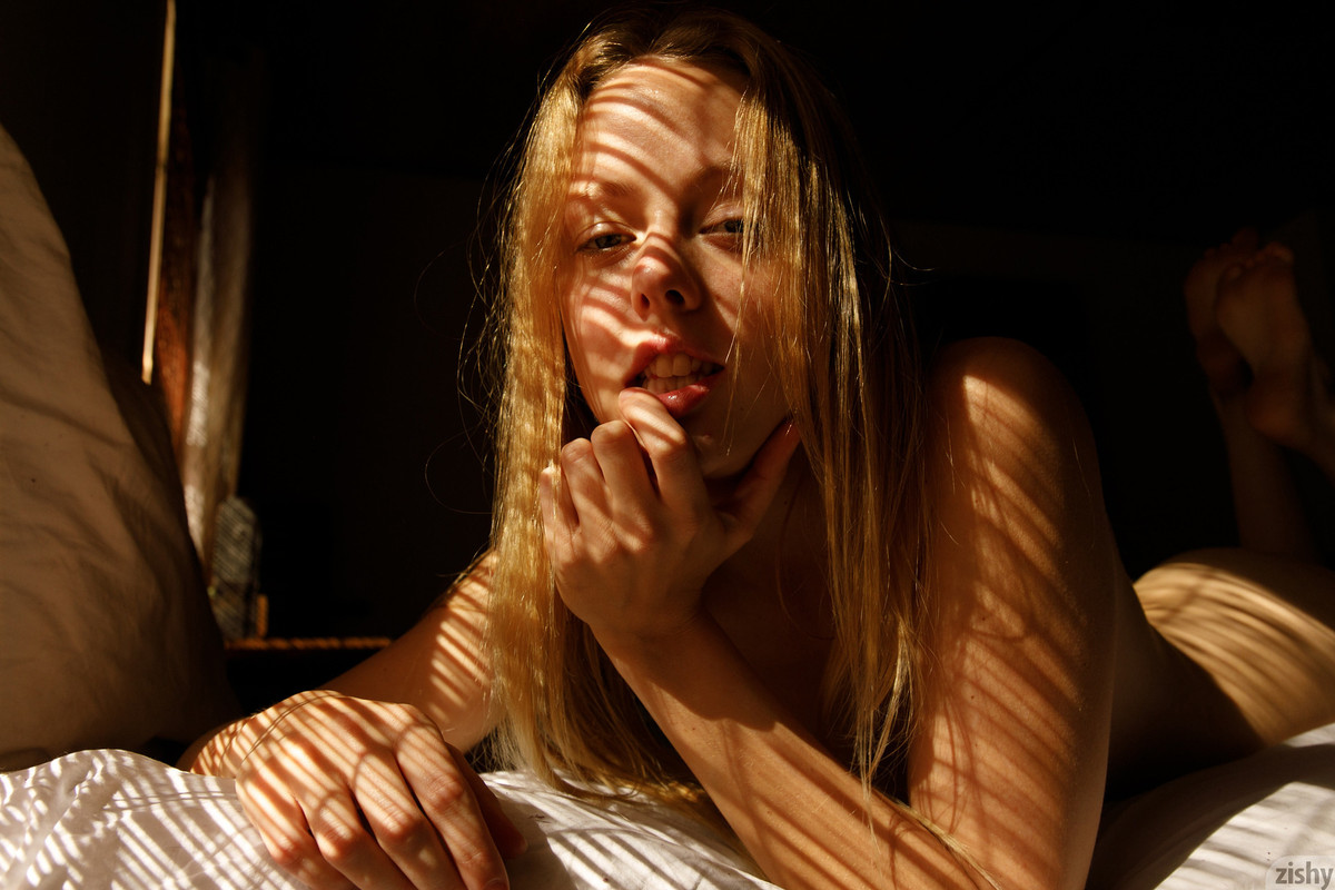 full_057_1233511541063390