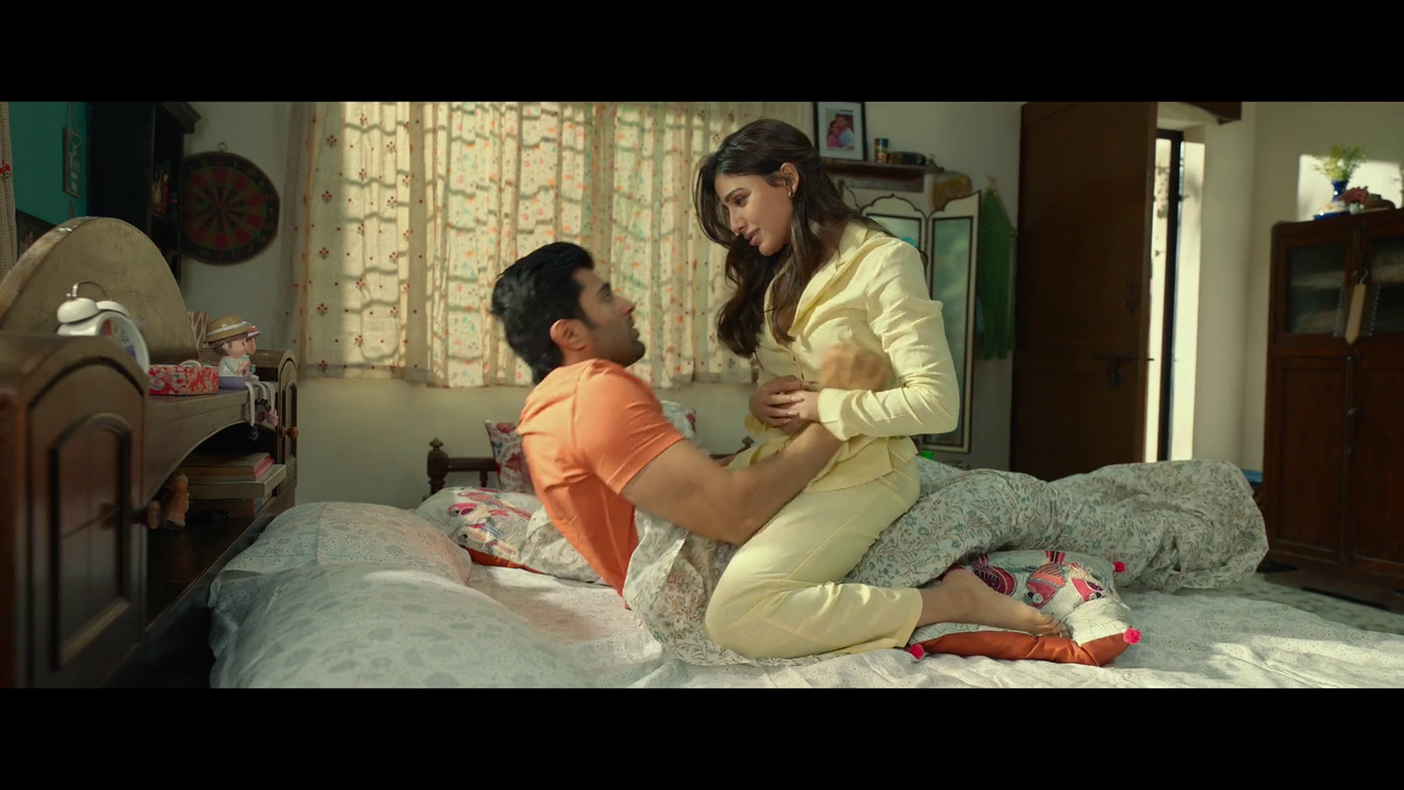 vlcsnap-2023-10-01-18h19m48s404