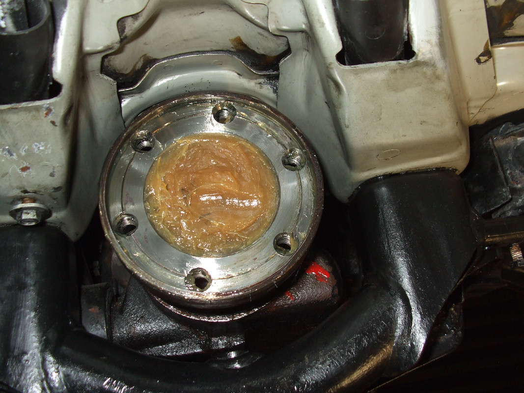 Drive shaft grease near input shaft The M3cutters