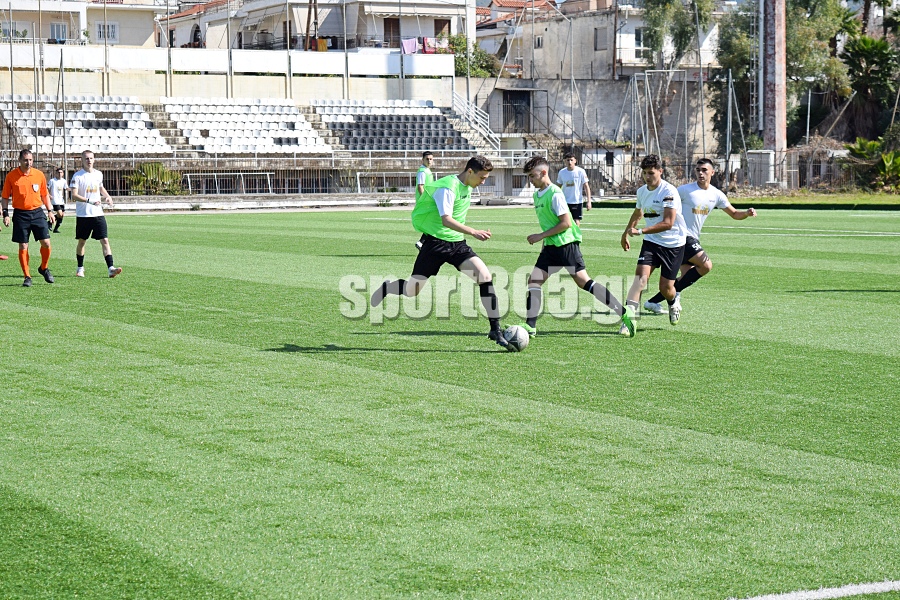 , &Pi;&rho;&omega;&tau;&alpha;&theta;&lambda;&eta;&tau;ή&sigmaf; &Mu;&epsilon;&sigma;&sigma;&eta;&nu;ί&alpha;&sigmaf; &tau;&omicron; 3&omicron; &Lambda;ύ&kappa;&epsilon;&iota;&omicron; &Kappa;&alpha;&lambda;&alpha;&mu;ά&tau;&alpha;&sigmaf;, &mu;&epsilon; &tau;&omicron;&upsilon;&sigmaf; &mu;&alpha;&theta;&eta;&tau;έ&sigmaf; &sigma;&tau;&iota;&sigmaf;… &tau;&alpha;&rho;ά&tau;&sigma;&epsilon;&sigmaf; (&phi;&omega;&tau;ό & &beta;ί&nu;&tau;&epsilon;&omicron;)