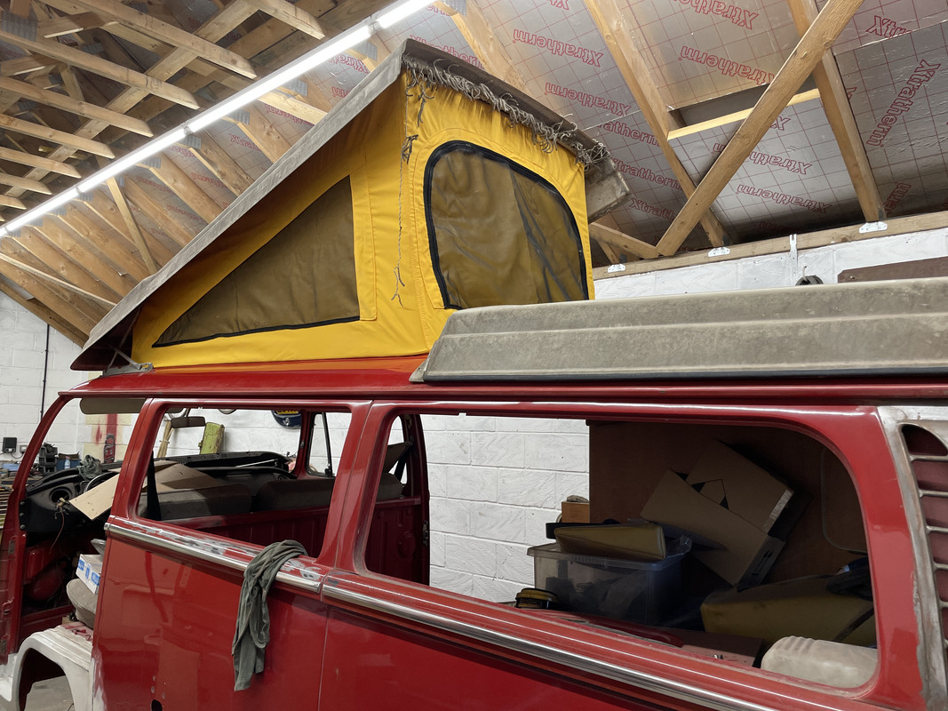 84768837-624D-4CA5-BD9C-831FF2A97C05