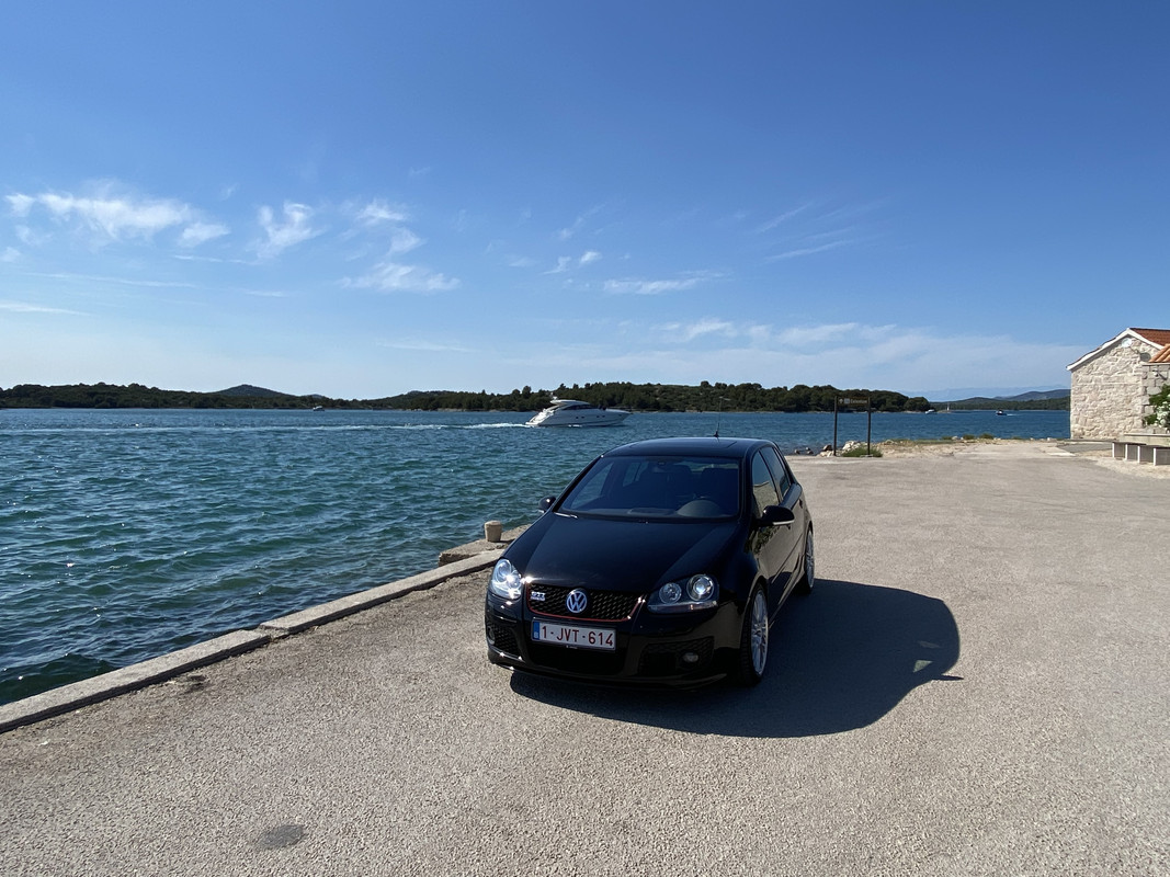 F925E49A-65AE-40E6-9D70-6FB8BE052DC5