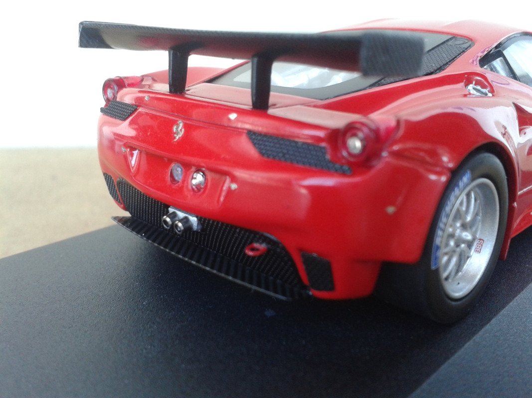 2011 Ferrari 458 Italia GT2 Street (Hot Wheels Elite) (8)