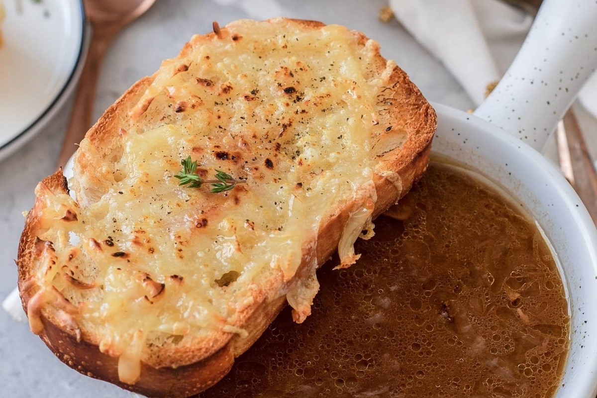 ¿Cómo hacer pan de ajo? Te compartimos la receta para encantar a tus invitados