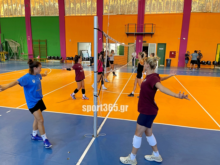 , Μπήκαν στο γήπεδο τα κορίτσια του Απόλλωνα (pics & vid)