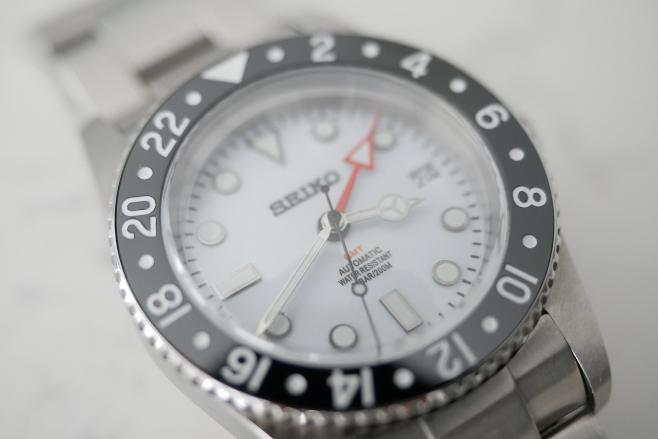 WTS Seiko NH34 GMT homage Rolex 6542 albino oreo image 4