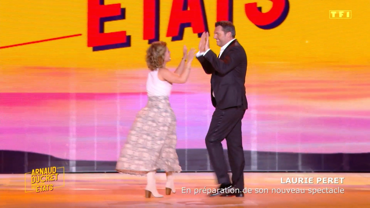 2022-08-16_21_10_TF1_Arnaud-Ducret-dans-tous-ses-etats.mp4_snapshot_01.31.40.456
