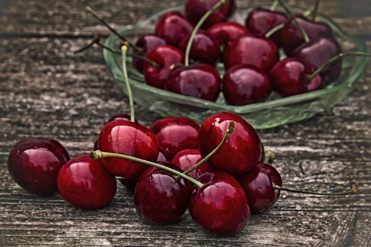 https://i.postimg.cc/02TWS8bP/cherry-2369275-1280.jpg