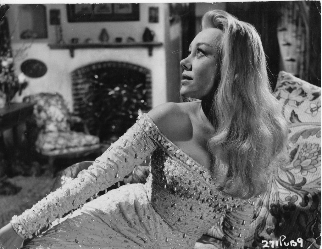 glynis_johns_a70