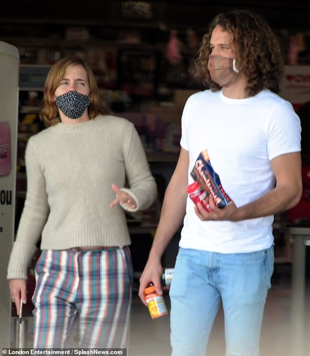 emmawatson-photogallery.blogspot.com (3)