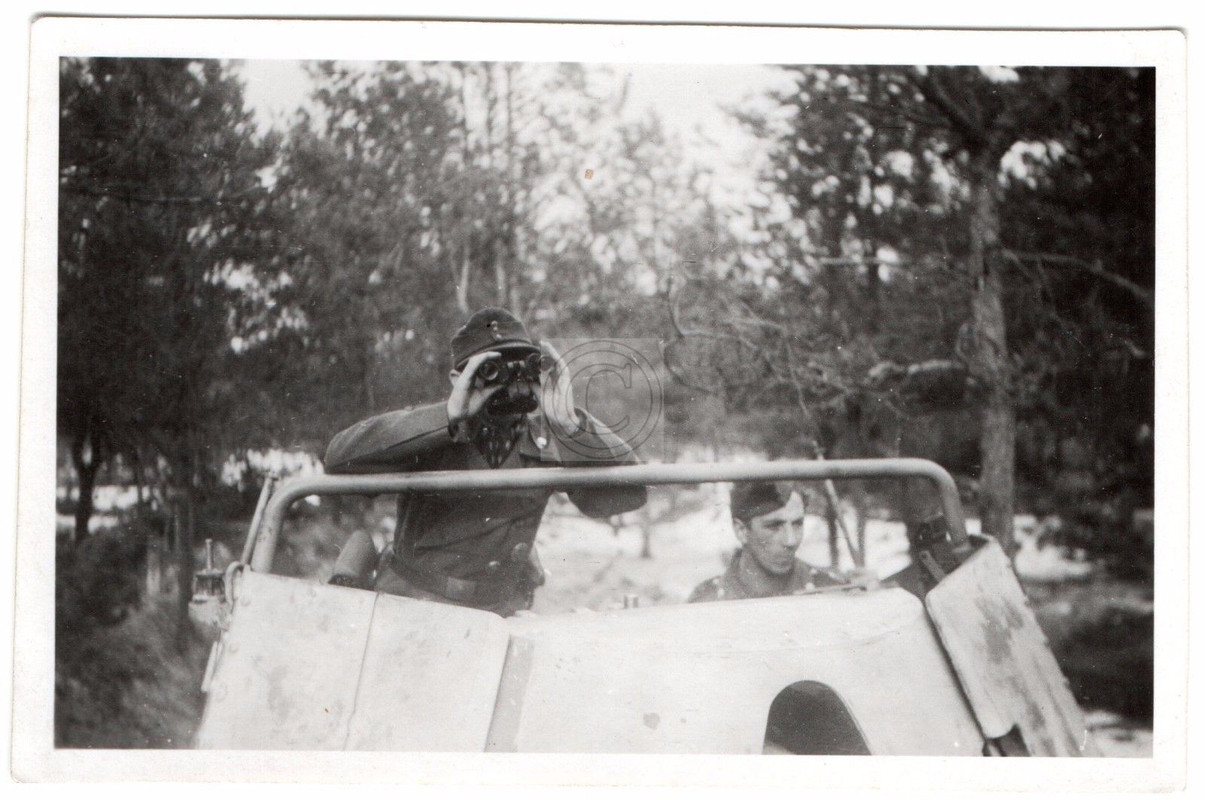 Panzertroops- Comrades on their Panzerjäger Mard