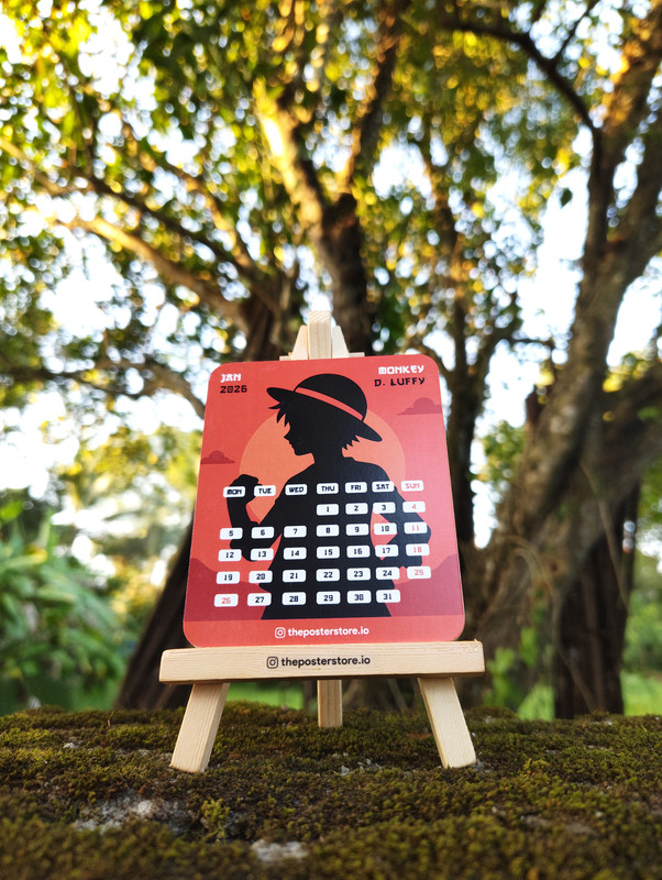 One Piece Mini Desktop Calendar | Calendar 2026 |The Poster Store