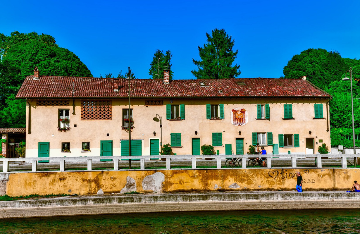 green-shutter-houses.jpg