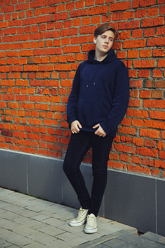 0EDB00E2-A86F-4941-9C03-1487E6F68582