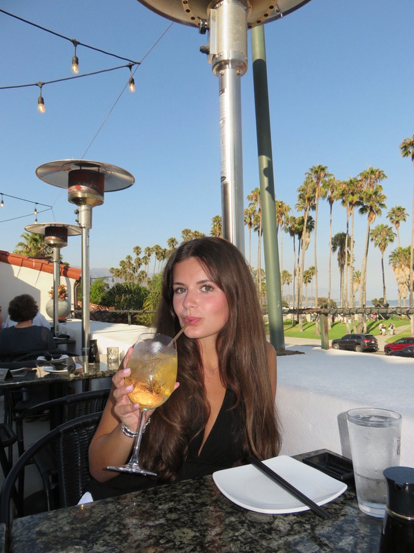 photo 34 2025 12 14 22 16 49