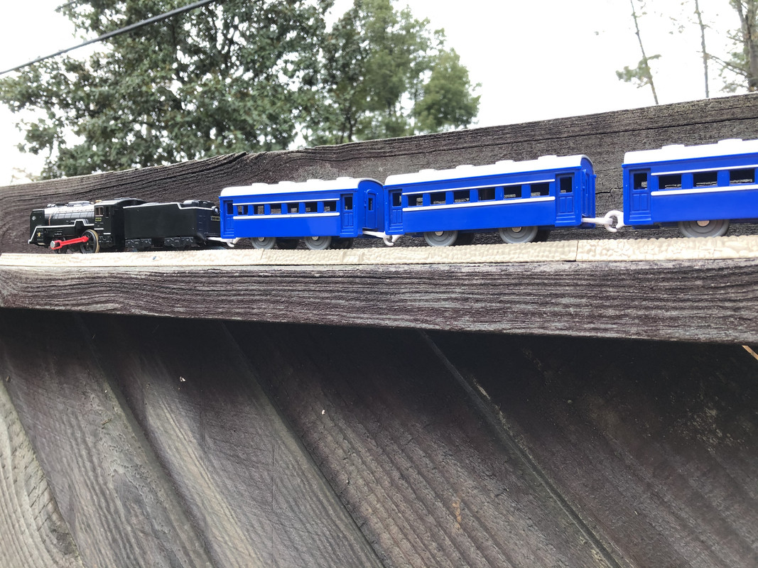 D2B1900B-8F1C-4629-895A-CF8836B8C4FE