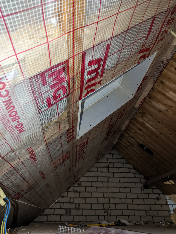 PXL-20231101-162405725.jpg