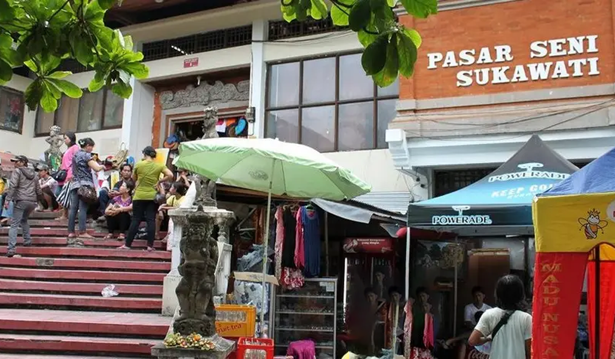 Menjelajahi Pasar Seni Sukawati, Surga Oleh-Oleh Khas Bali yang Terjangkau