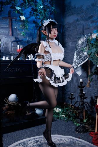 [Cosplay] Kurumineko 胡桃猫 – Maid Vampire Vol.01 女仆吸血姬 Vol.01