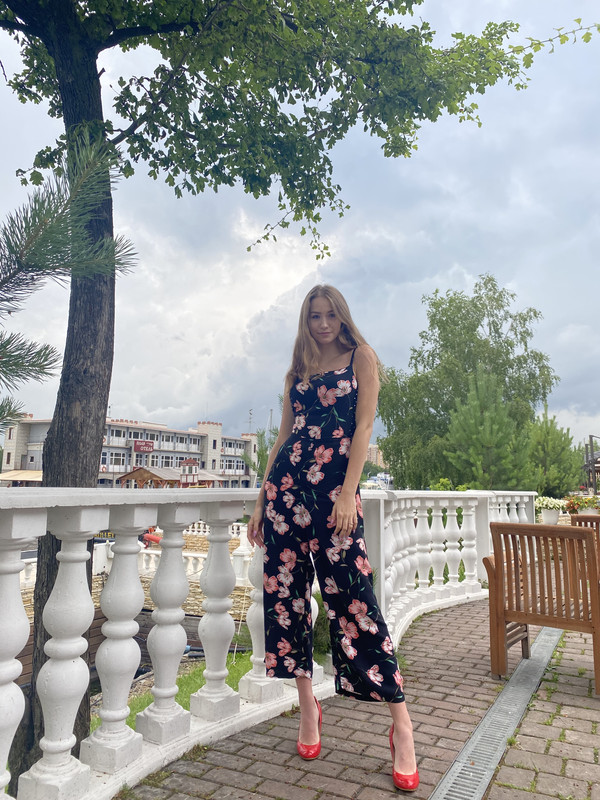 E4B10E99-DAA1-4E02-942E-FD983161C8CF