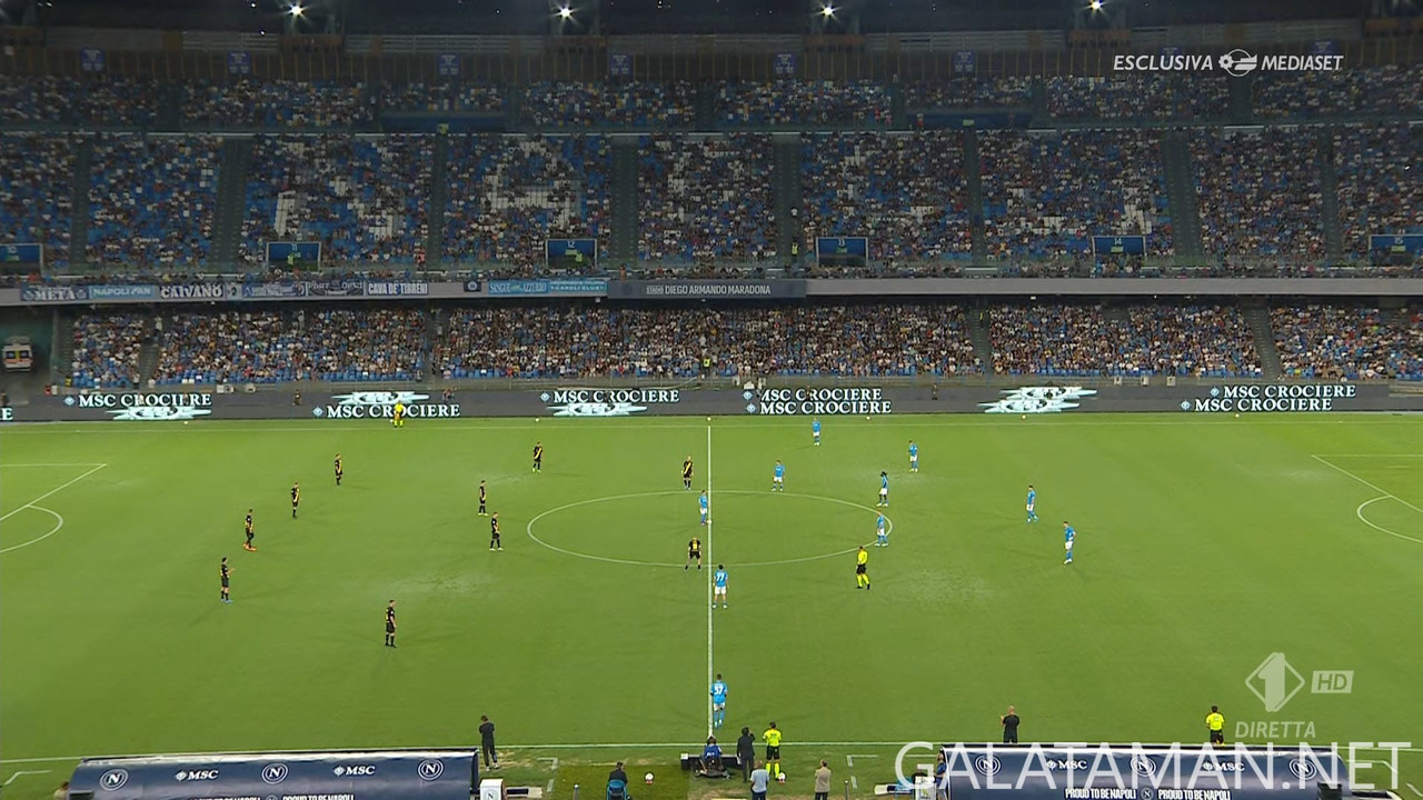 [Image: 08-10-21-00-00-Italia-1-HD-Napoli-Modena...10-282.jpg]