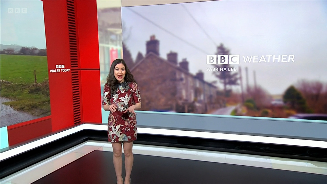 BBC_Wales_Today_Lunchtime_News_-_193._2022-12-27_m001gscb_original.mp4_snapshot_05.05.994
