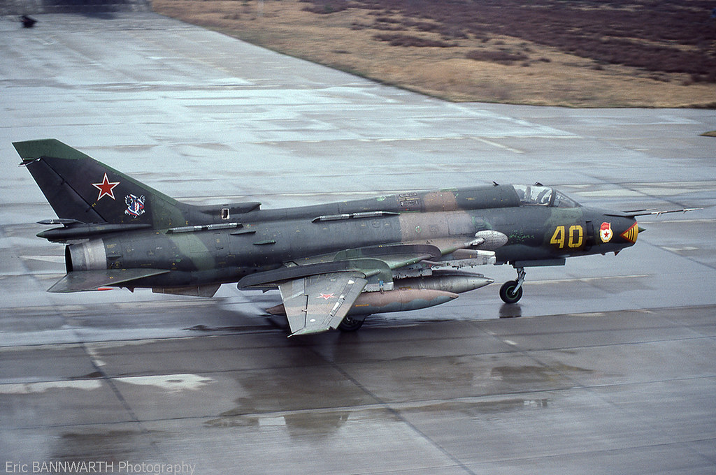 20 GvAPIB Su-17M4 40 yellow_34918_Apr 1994
