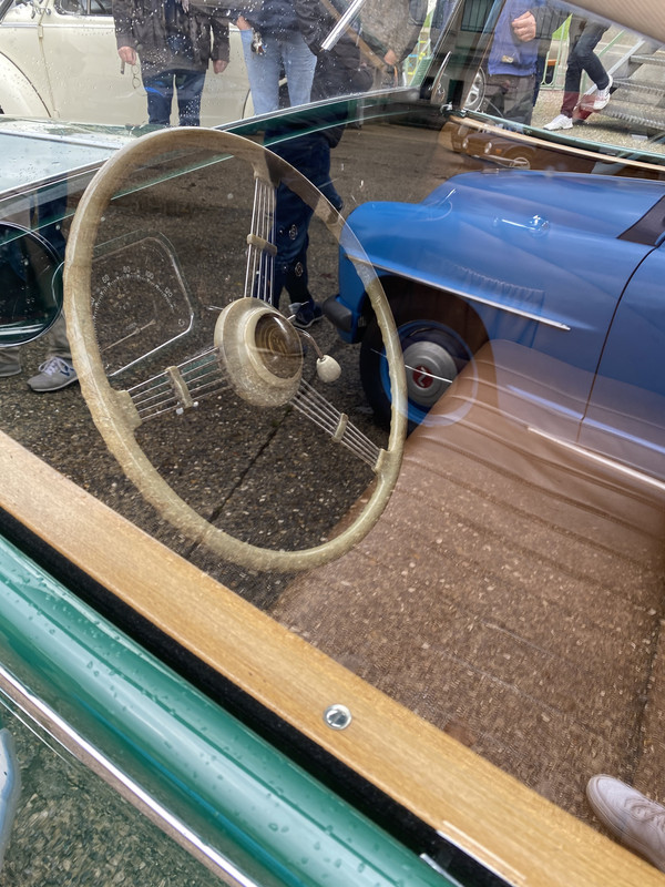 5075AD92-A7F0-4F11-9705-430E8479B362