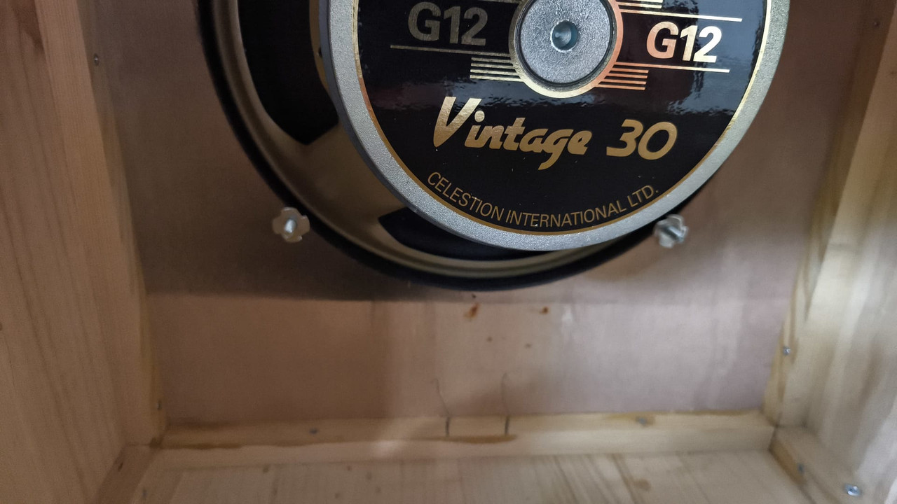 v30