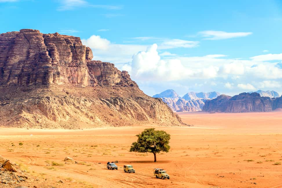 Jeep tour in Wadi Rum