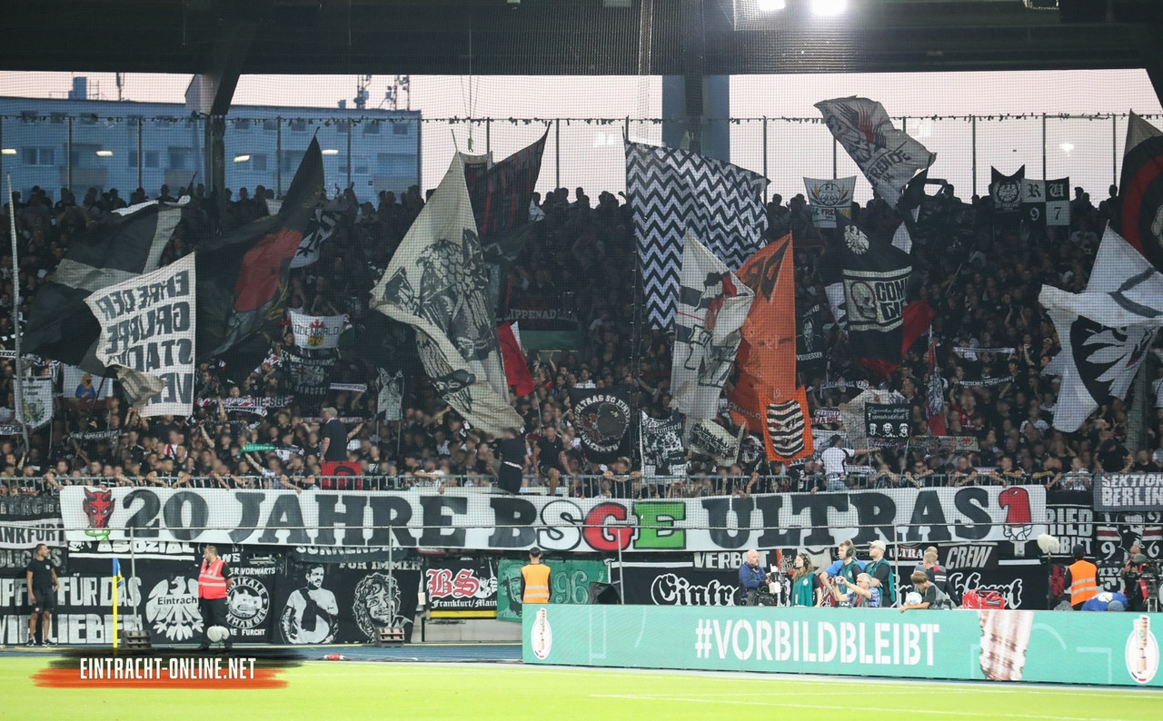 24-25-pokal-eintracht-braunschweig-eintracht-frankfurt_0004.JPG-nggid046960-ngg0dyn-1500x930x100-00f